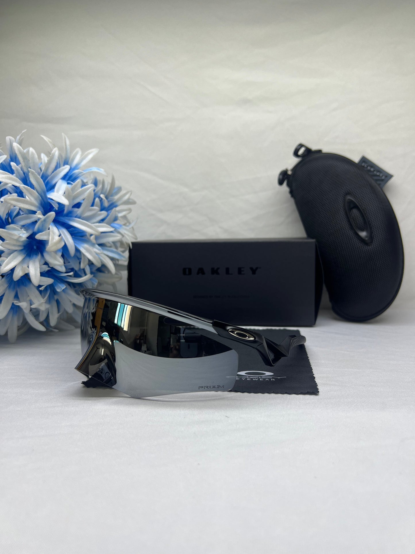 Oakley QNTM KATO Sport Sunglasses black silver