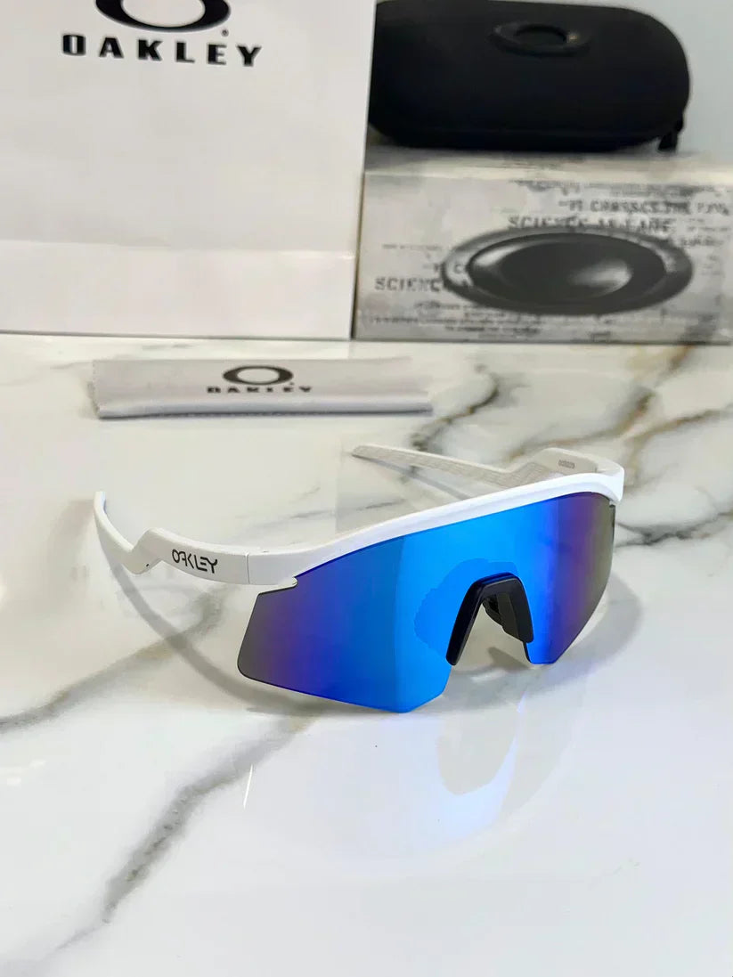 Oakley Hydra sport Sunglasses (white & blue)